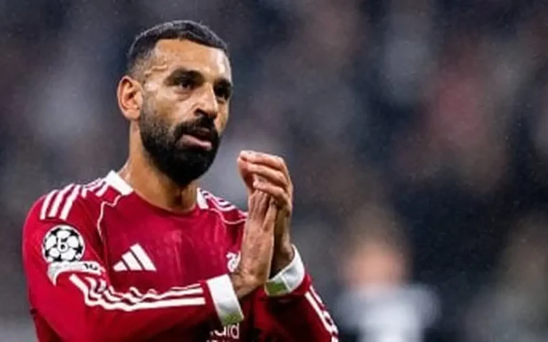 صحف إنجليزية تكشف تطورات جديدة لمستقبل محمد صلاح بليفربول 2025